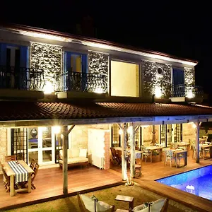 Cocopalm Boutique Otel Alaçatı