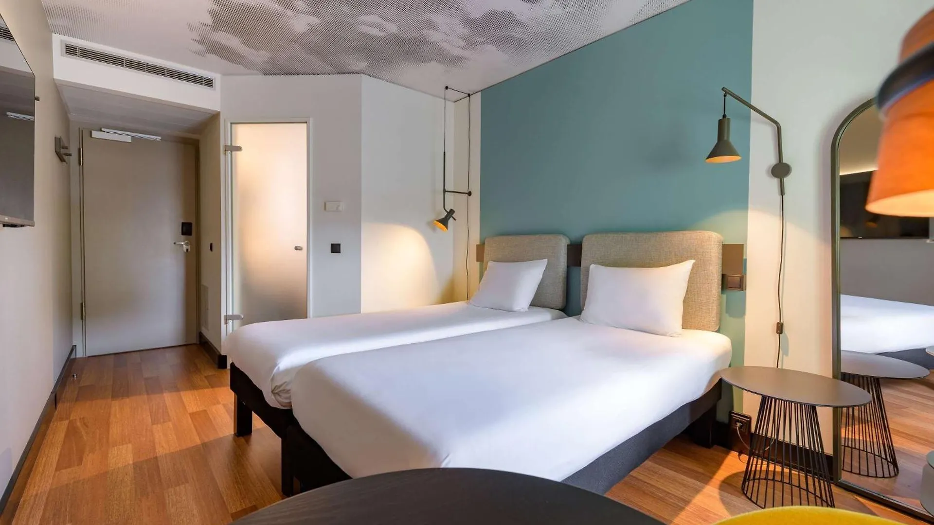 Ibis Berlin Kurfuerstendamm - Neu Renoviert 3*,