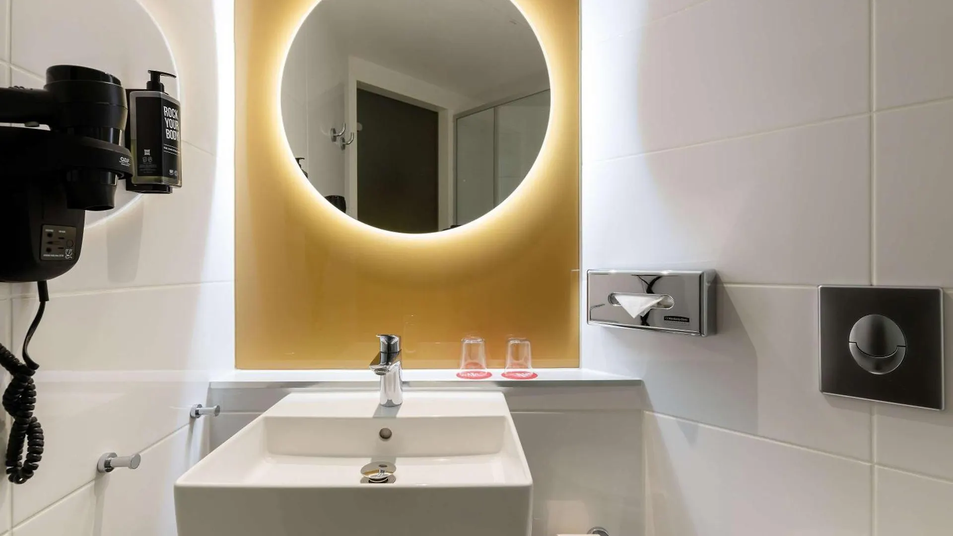Ibis Berlin Kurfuerstendamm - Neu Renoviert 3*,